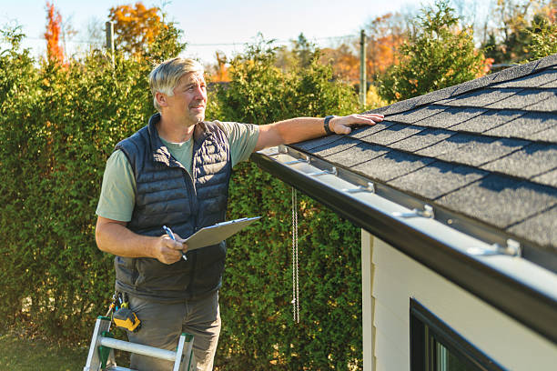 Professional Roofing technician working in North Dakota, ND